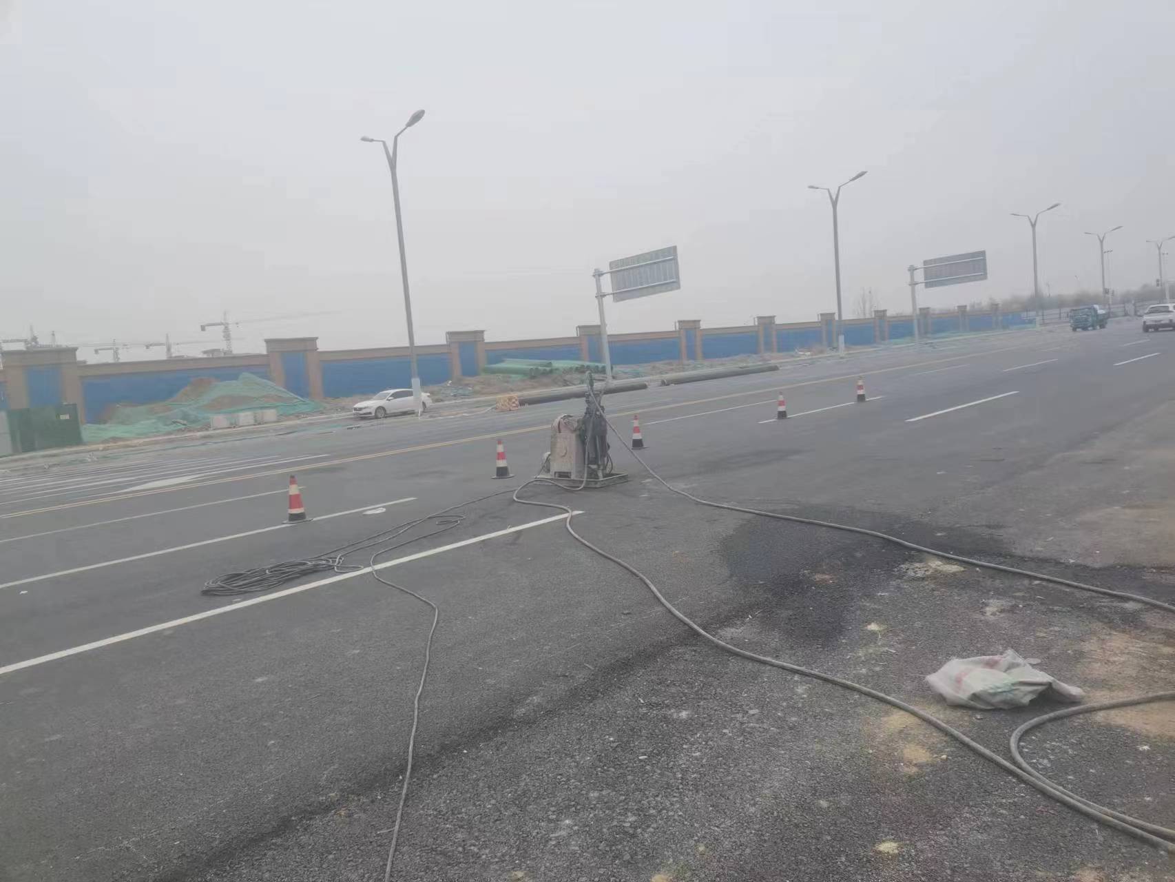 红毛镇马路注浆