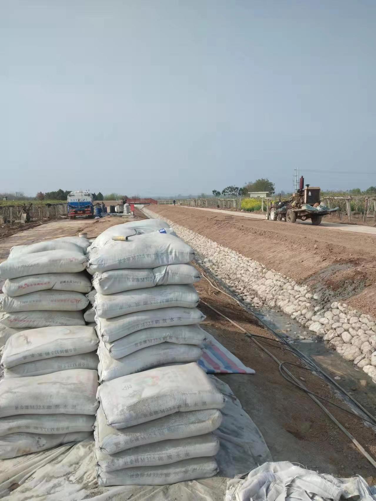 红毛镇小导管注浆